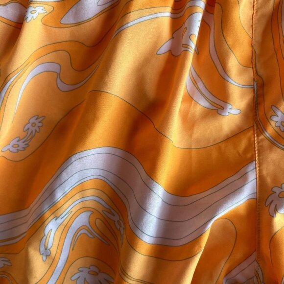 Fabletics Orange White Floral Daisy Print Colorful Lined Activewear Shorts Size - Picture 3 of 5